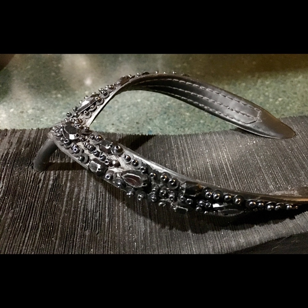 Black, Beaded, Wedge Flip Flops!